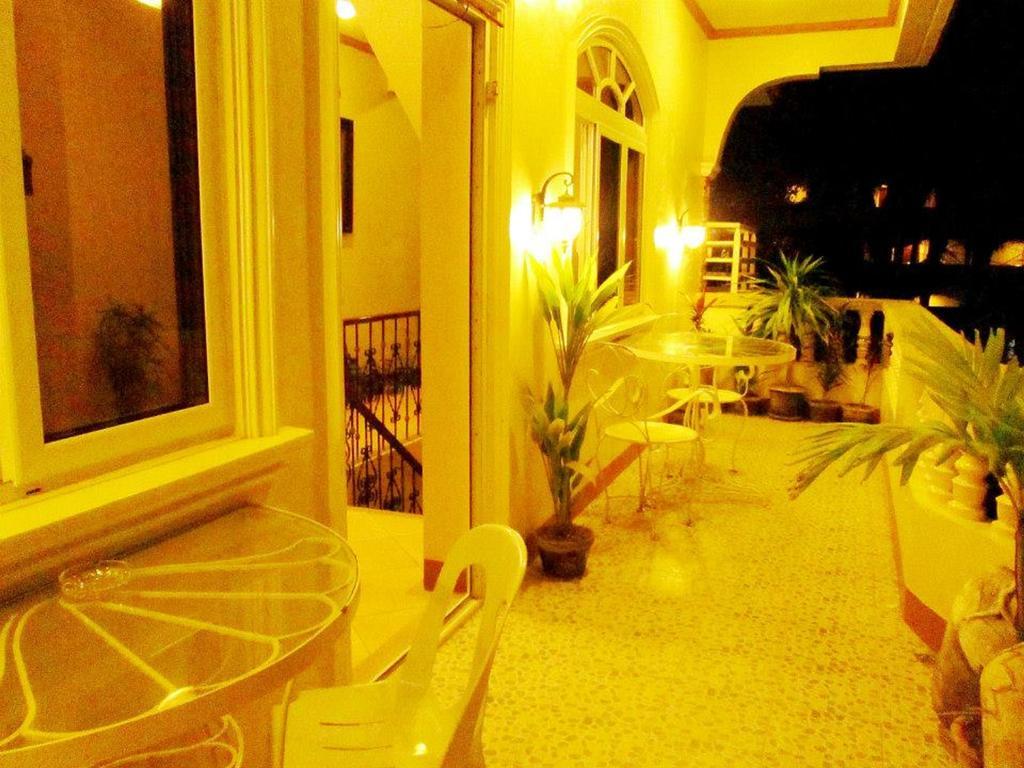 Casa D' Estrella Apartelle Balabag  Zewnętrze zdjęcie