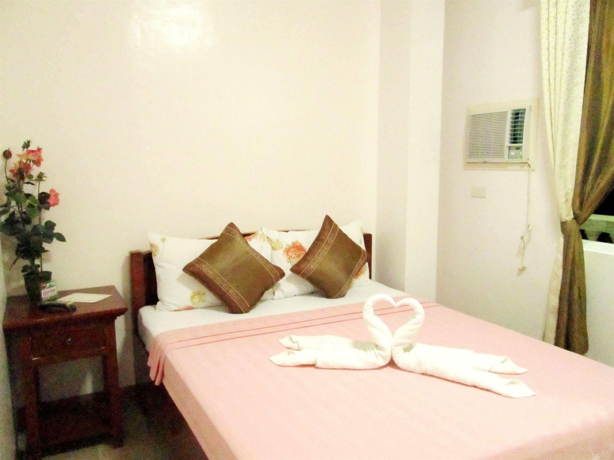 Casa D' Estrella Apartelle Balabag  Zewnętrze zdjęcie