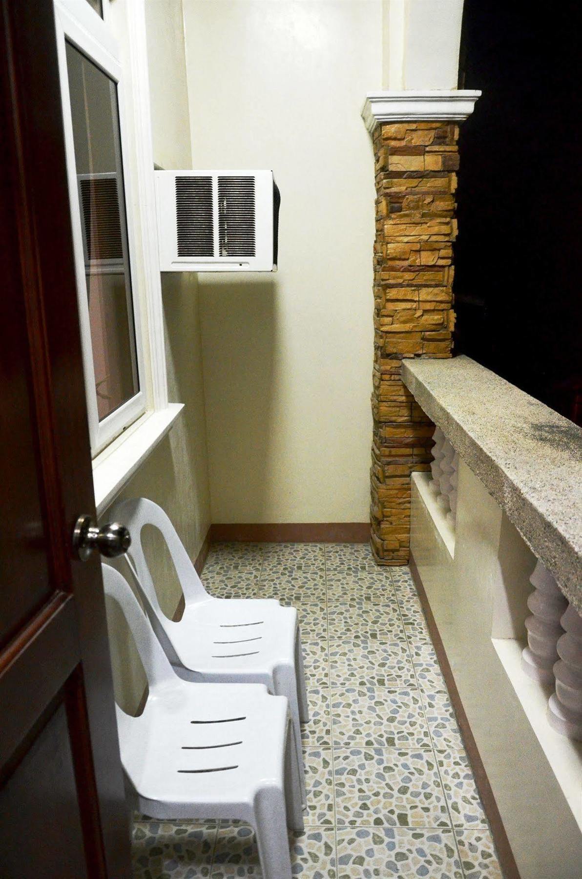 Casa D' Estrella Apartelle Balabag  Zewnętrze zdjęcie