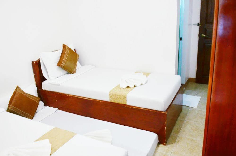 Casa D' Estrella Apartelle Balabag  Zewnętrze zdjęcie