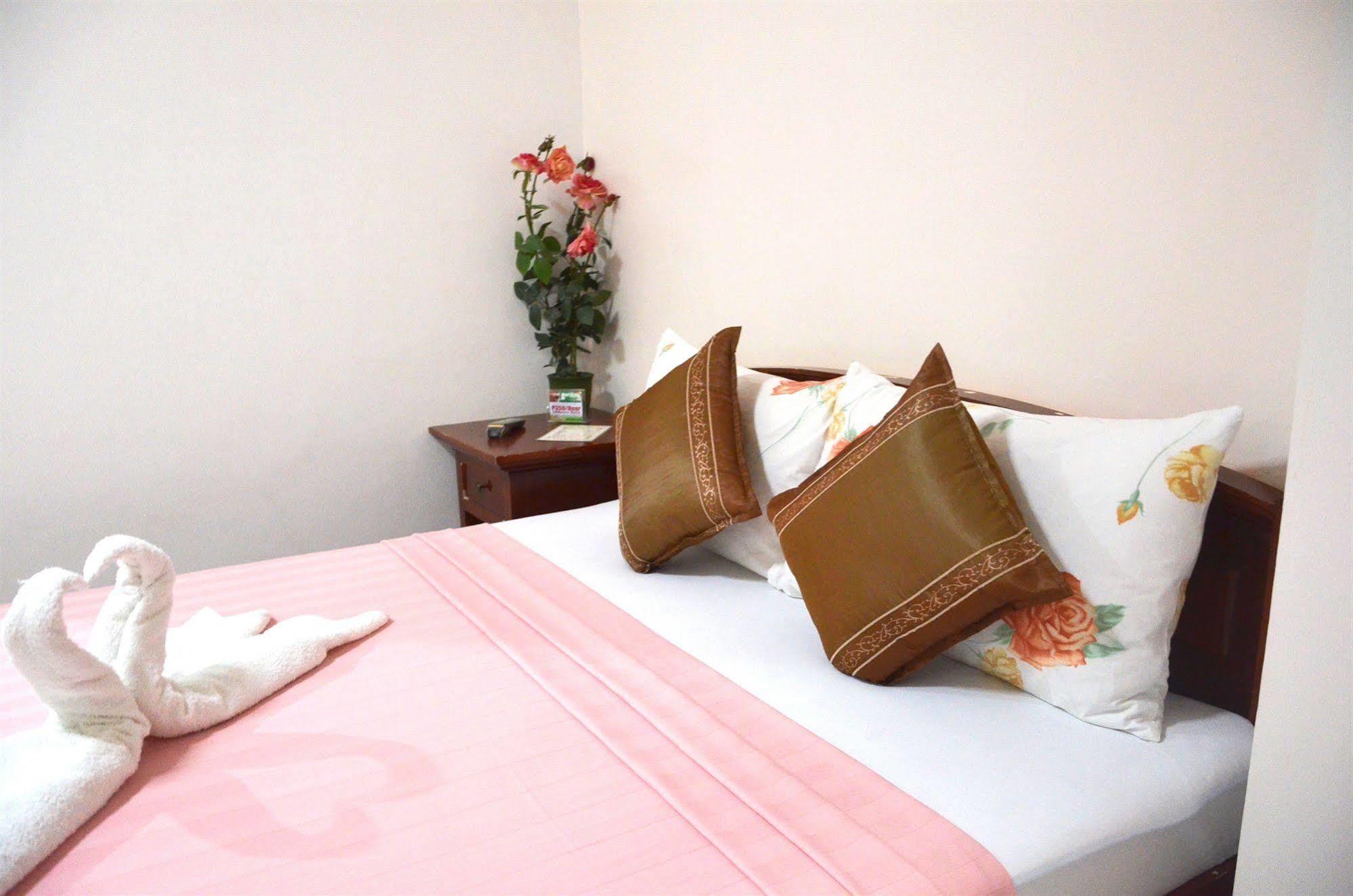 Casa D' Estrella Apartelle Balabag  Zewnętrze zdjęcie